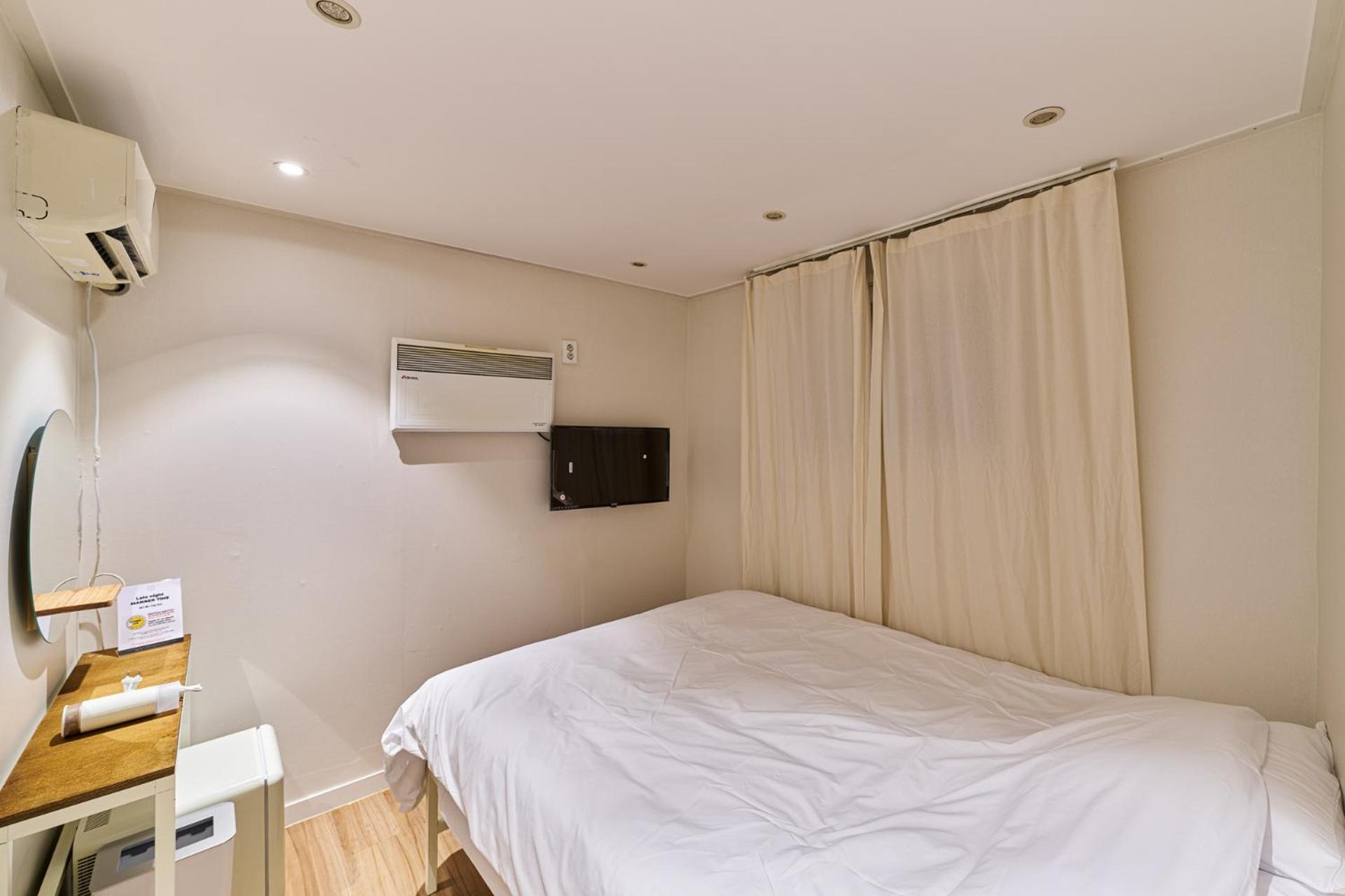 Life In Insa Hostel โซล ภายนอก รูปภาพ