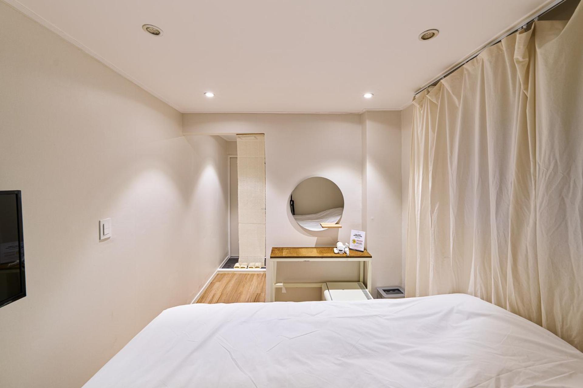 Life In Insa Hostel โซล ภายนอก รูปภาพ